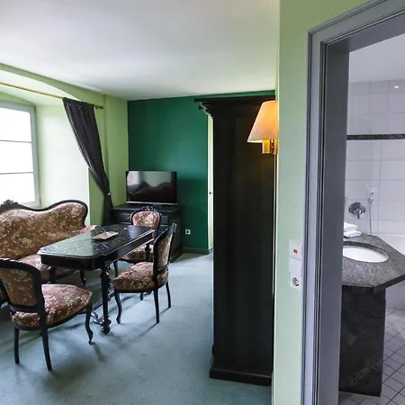 Schloss Neuburg Guest house